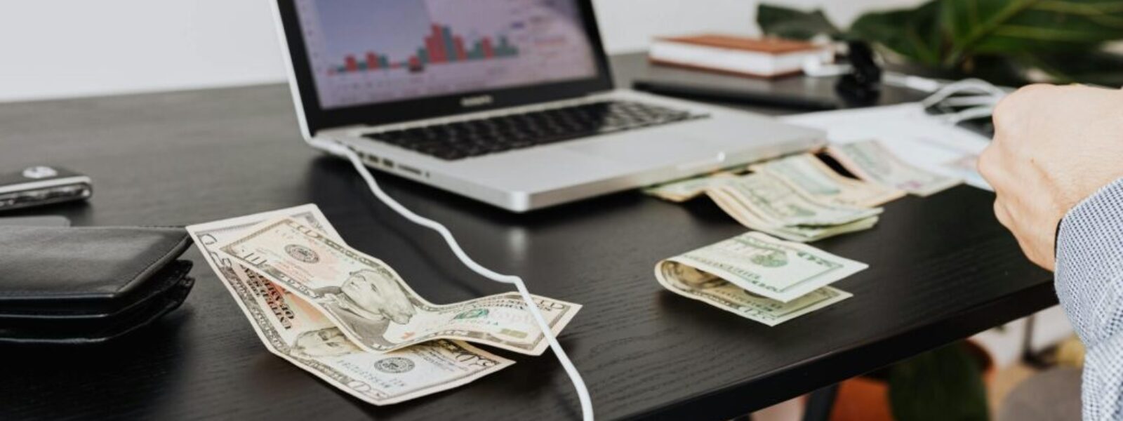 Auckland Banking & Finance Sector Faces Property Lending Squeeze as RBNZ Tightens DTI Rules — featured image