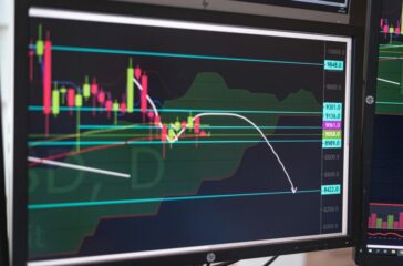 NZ Bank Stocks Rally 23% as RBNZ Signals Rate Peak, But Margin Pressure Looms — featured image