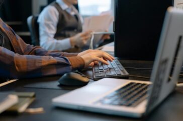 New Zealand Tech Sector Faces Talent Exodus as Australia Doubles Down on AI Investment — featured image