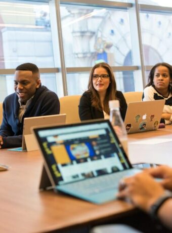 New Zealand Tech Sector Faces Critical Skills Gap as AI Investment Surge Outpaces Local Talent Pipeline — featured image