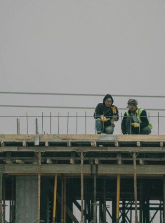 New Zealand Trades & Construction Sector Faces Critical Skills Crisis as Major Infrastructure Projects Demand Workforce — featured image