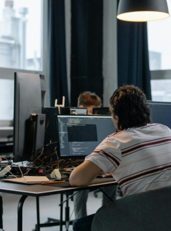 New Zealand Tech Sector Faces Critical Skills Shortage as AI Demand Surges in 2026 — featured image