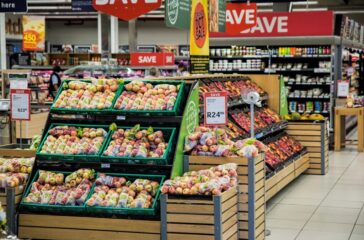 New Zealand Retail Giants Face Mounting Pressure as Consumer Spending Shifts to Essential Categories — featured image