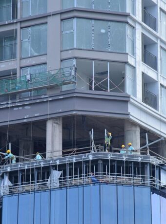 Construction Industry Faces Skills Crisis as Infrastructure Spending Peaks — featured image